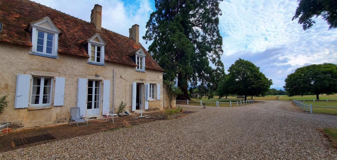 Le Sequoia Bed & Breakfast Velles  Екстериор снимка